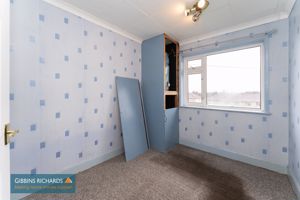 Bedroom- click for photo gallery